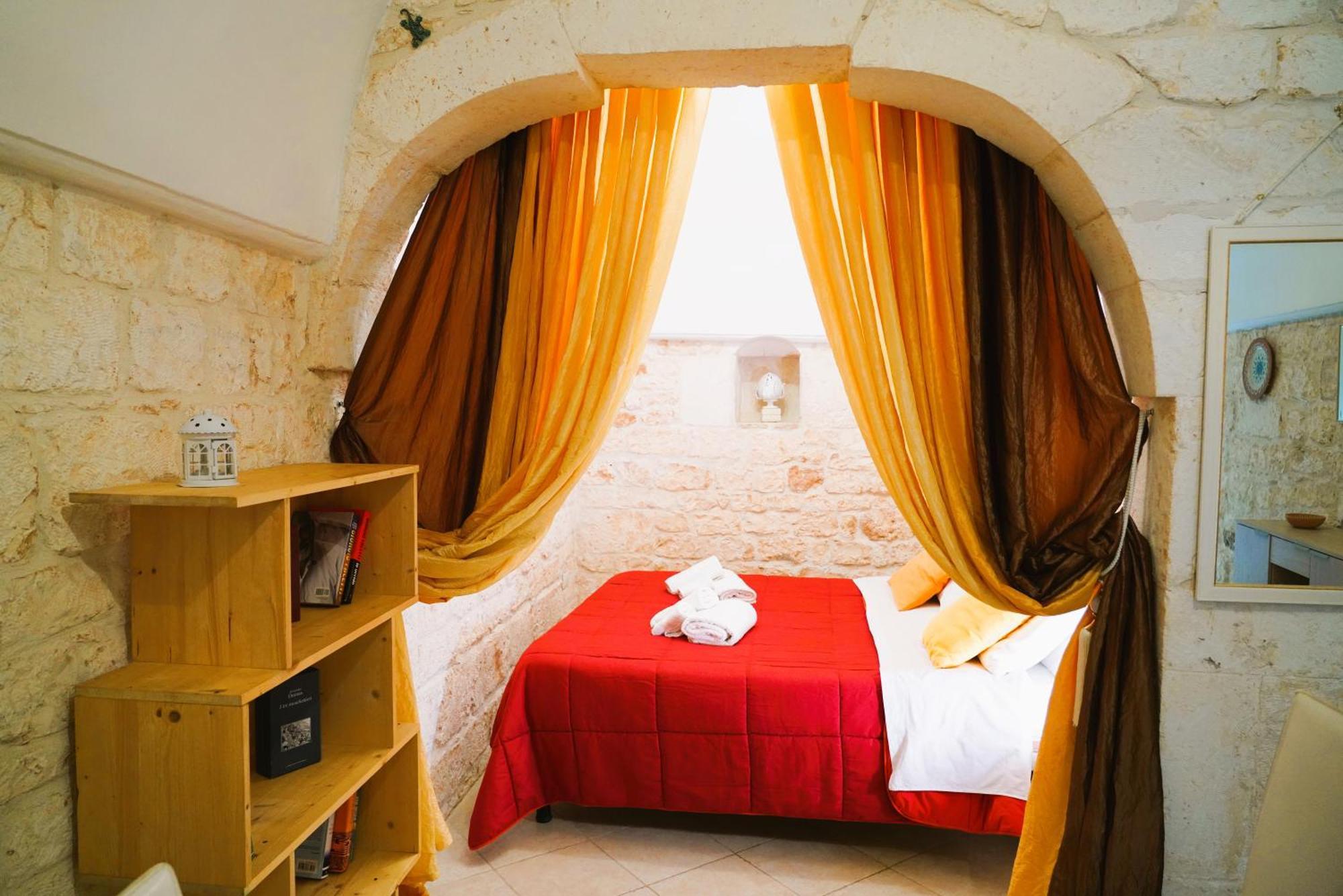 Casa Lythos - Confort Nel Cuore Di Ostuni Villa Buitenkant foto