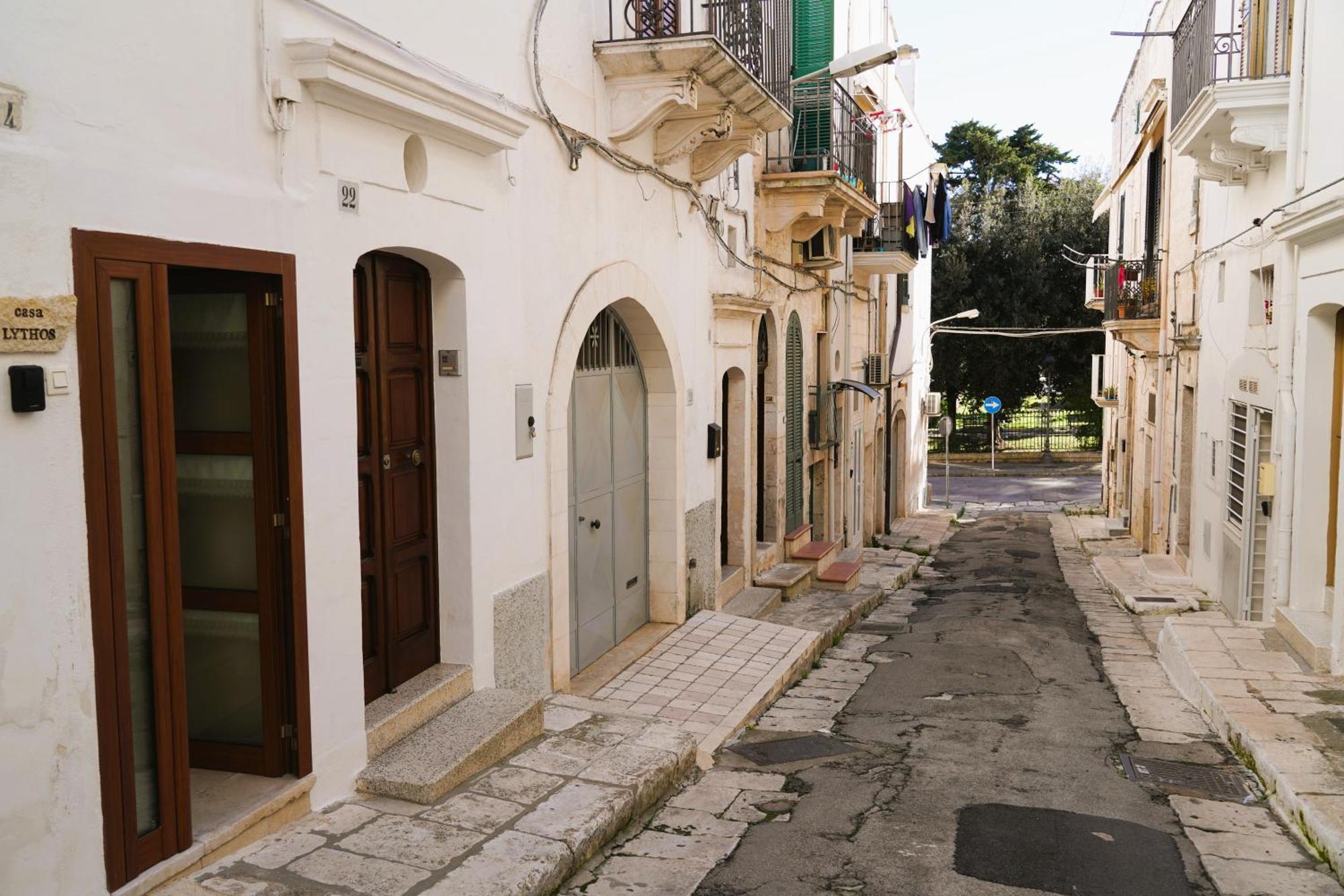 Casa Lythos - Confort Nel Cuore Di Ostuni Villa Buitenkant foto